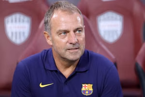 Hansi Flick chỉ coi một cầu thủ là nhân tố bất khả xâm phạm ở hàng tiền vệ Barca