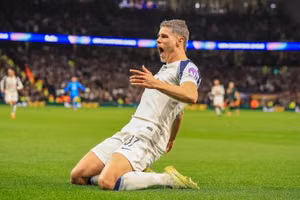 Tottenham áp đảo Copenhagen với Van de Ven dẫn đầu cuộc tấn công Champions League