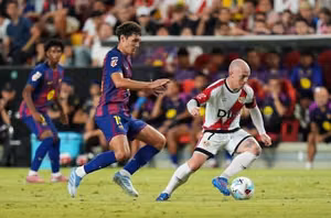 Barcelona nhận đòn giáng phút chót ngay trước trận chạm trán Villarreal