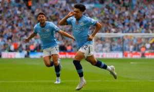 Man City vào chung kết Cup FA lần thứ ba liên tiếp