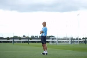Pep Guardiola cập nhật tình hình thể lực Man City trước trận mở màn gặp Wolves