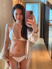 Midu khoe body cực phẩm tuổi U40 nhờ chăm tập thể thao