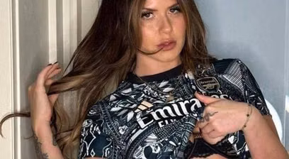 Cùng ngắm TikToker bóng đá Arabella Mia