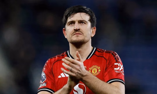 Từ "người thừa" đến trụ cột: Cú lật kèo ngoạn mục của Harry Maguire tại Manchester United