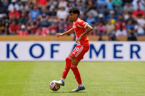 Bayern Munich chuẩn bị chuyển Adam Aznou đến Getafe