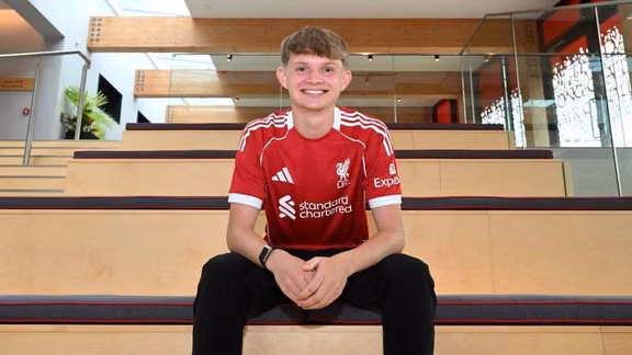 Liverpool xác nhận chiêu mộ mục tiêu hàng đầu của Arsenal