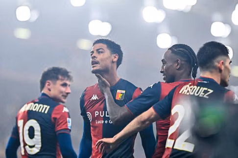 AC Milan đạt thỏa thuận chiêu mộ trung vệ Koni De Winter từ Genoa