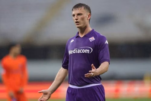 Roma tìm hiểu khả năng chiêu mộ Gudmundsson của Genoa