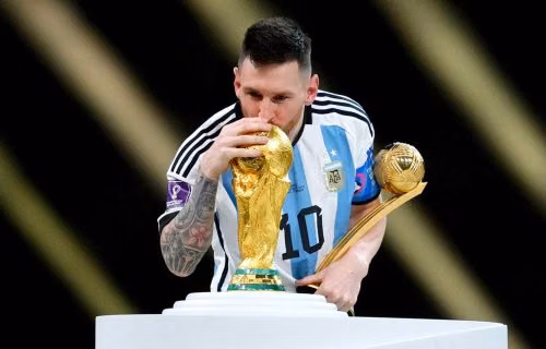 FIFA báo tin không vui tới Messi