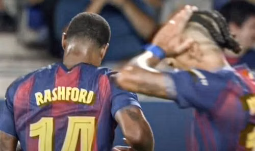 Rashford bỏ lỡ khó tin khiến Raphinha ngỡ ngàng