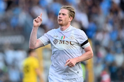 KDB xuất sắc lập cú đúp, Napoli thắng trận giao hữu trước Girona