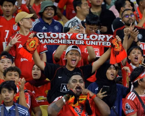 Khiếp sợ và căm ghét ở Kuala Lumpur: Chuyến lưu diễn của Man United đang 'diễn ra tốt đẹp'
