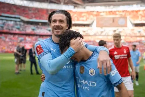 Jack Grealish sắp rời Man City theo dạng cho mượn