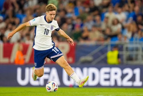 Tottenham Hotspur Nhắm Tới Tay Kiến Tạo Manchester City: Lựa Chọn Sáng Suốt Cho Frank?