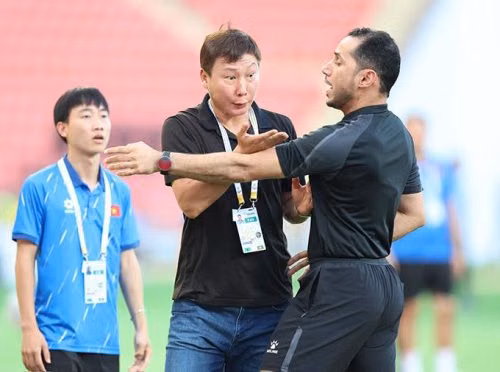 U22 Việt Nam lo sốt vó: HLV Kim Sang-sik đứng trước nguy cơ lỡ bán kết SEA Games 33