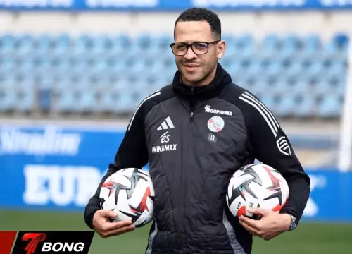 Rosenior Chưa Nói Chuyện Với Mudryk Dù Rất Muốn