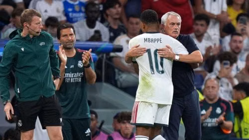 Mourinho đấu Roma: Ngày về rực lửa tại Champions League