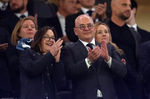 Những bí ẩn ở thượng tầng Tottenham