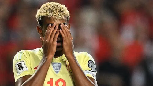 Lamine Yamal bị Barca giữ chân, chưa thể hội quân tuyển Tây Ban Nha