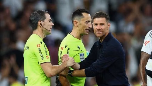 Real Madrid và câu chuyện “trọng tài không là cha, mẹ”