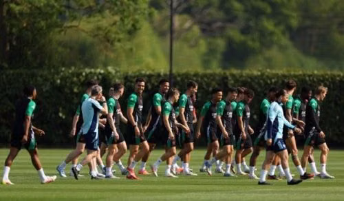 Virus lạ tấn công trung tâm huấn luyện Arsenal