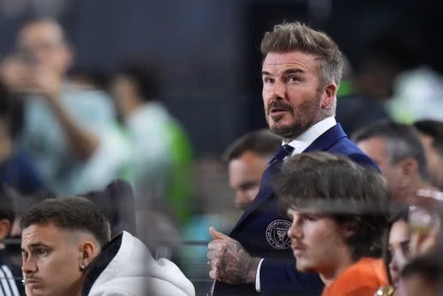 Ngôi sao trẻ Barcelona nhận lời khen ngợi từ Davide Beckham – 'Có thể ngang tầm Messi'