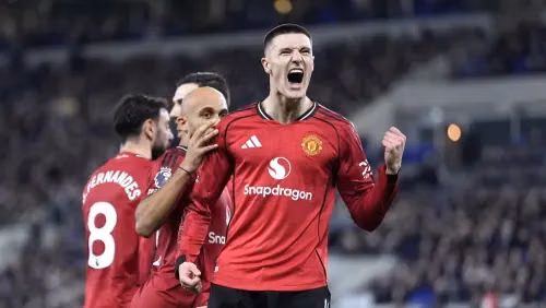 Bruno Fernandes nói gì về tân binh Sesko sau trận thắng Crystal Palace?