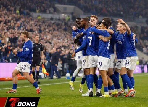 Beto lập cú đúp cùng màn trình diễn rực sáng của Ndiaye giúp Everton nhấn chìm Chelsea