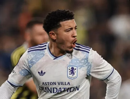 Jadon Sancho rực sáng giúp Aston Villa đánh bại Fenerbahce và tiến thẳng vào vòng 1/8