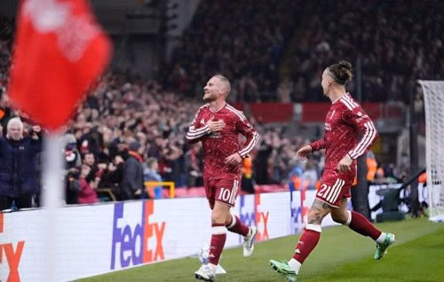 Liverpool 4 - 3 Villarreal CF: Ngược dòng nghẹt thở tại Anfield