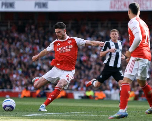 Để thua Arsenal khiến Newcastle rơi vào vị trí nguy hiểm