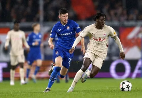 West Ham United Bày Tỏ Sự Quan Tâm Đến Tiền Vệ Người Mali 22 Tuổi: Liệu Đây Có Phải Là Bản Hợp Đồng Tốt?