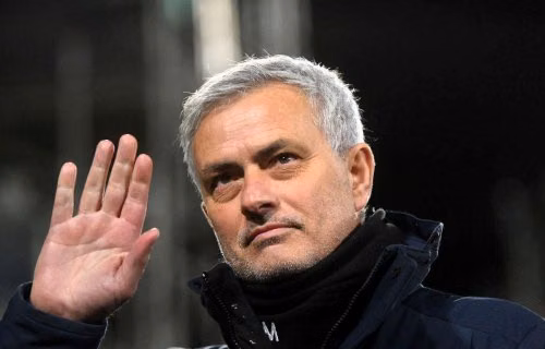 HLV Jose Mourinho bị sa thải