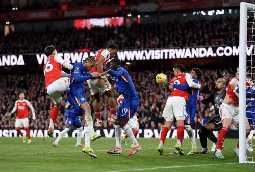 Từ chơi đẹp đến ‘đá bẩn’: Vì sao Arsenal sẵn sàng làm 'kẻ phản diện'?
