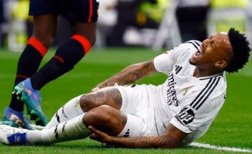 Hàng thủ Real Madrid gặp khủng hoảng