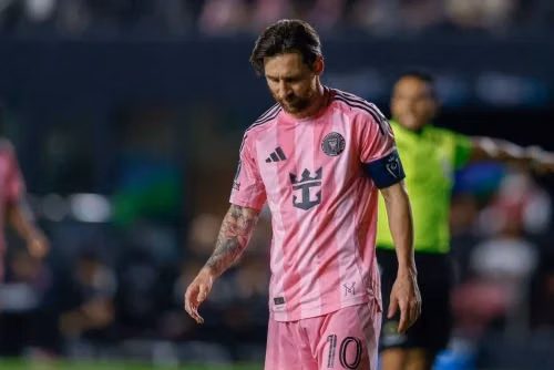 Mascherano: 'Đội nào cũng phụ thuộc vào Messi'