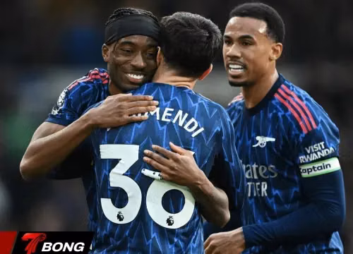 Arsenal Đè Bẹp Leeds 4-0, Củng Cố Ngôi Đầu Bảng