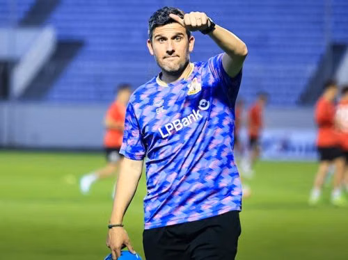 Cuộc chiến của thầy ngoại tại V.League