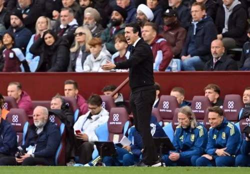 Aston Villa Bị Buộc Phải Bán Tiền Vệ 28 Tuổi Do Quy Định PSR: Đây Có Phải Là Quyết Định Đúng Đắn?