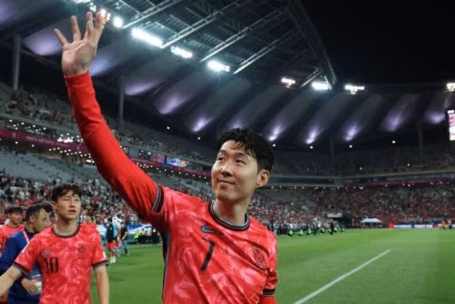 Bayer Leverkusen muốn chiêu mộ tiền đạo Son Heung-min của Tottenham