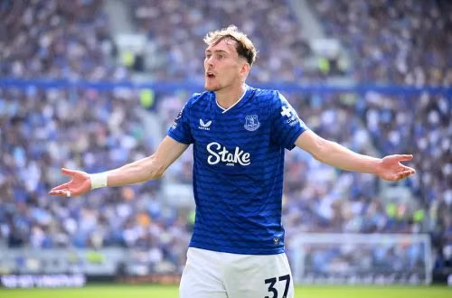 Cầu thủ Everton này là mục tiêu của Manchester United: Lý do The Toffees nên gia hạn hợp đồng với anh ấy