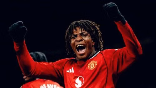 Patrick Dorgu ghi bàn thắng Premier League đầu tiên, giúp Man United đánh bại Newcastle 1-0