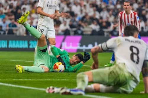 Bản lĩnh Xabi Alonso và màn tái đấu El Clasico