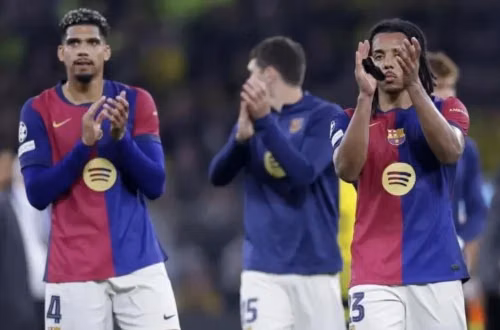 Flick: 'Barca không vui dù vào bán kết Champions League'