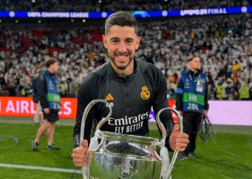 Thêm một nhân sự ra đi tại Real Madrid khi những thay đổi tiếp diễn hậu trường
